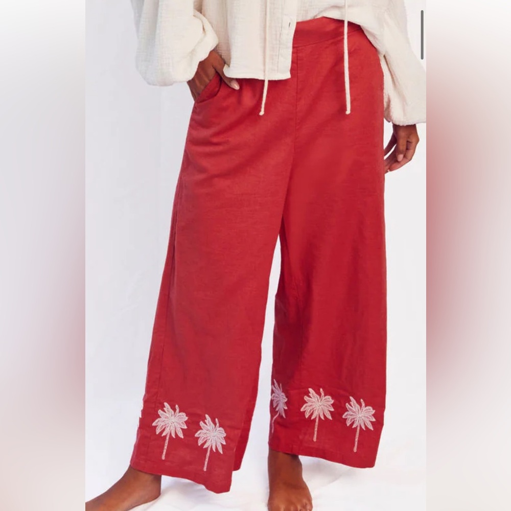 Citrine small pants with palm tree trees, new with tags NWT
